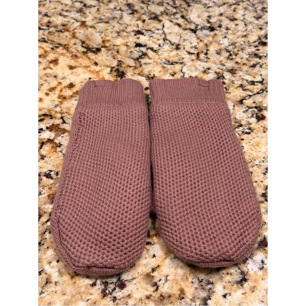 LULULEMON Fleece Lined Knit Mittens  in Spanish Oak (Mauve/Pink) O/S - Picture 3 of 8
